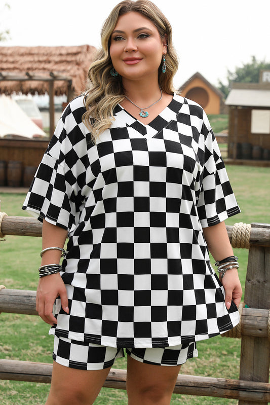Black Checkered Pattern Tee and Shorts Plus Size Two Piece Set