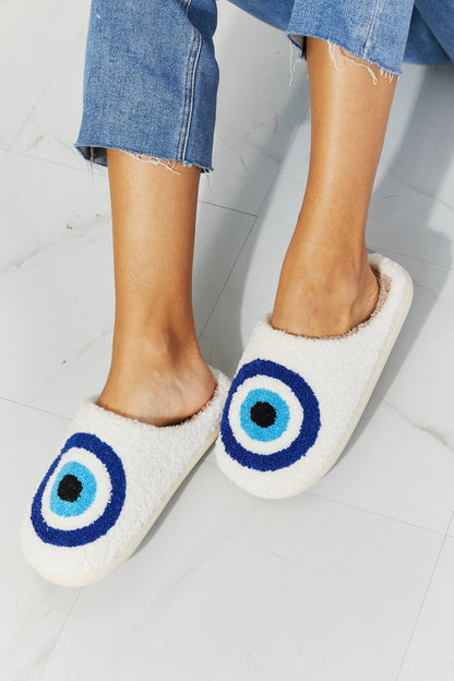 MMShoes Eye Plush Slipper - Make'm Blush Boutique 